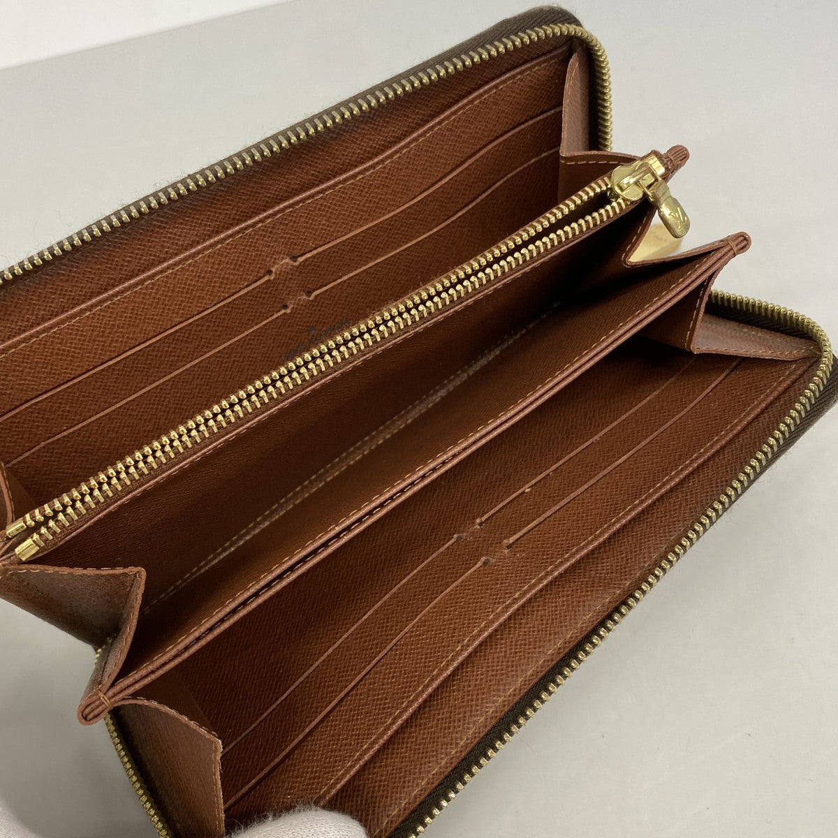 【6gc2599】ルイヴィトン 長財布 モノグラム ジッピーウォレット M60017 ブラウン【中古】レディース