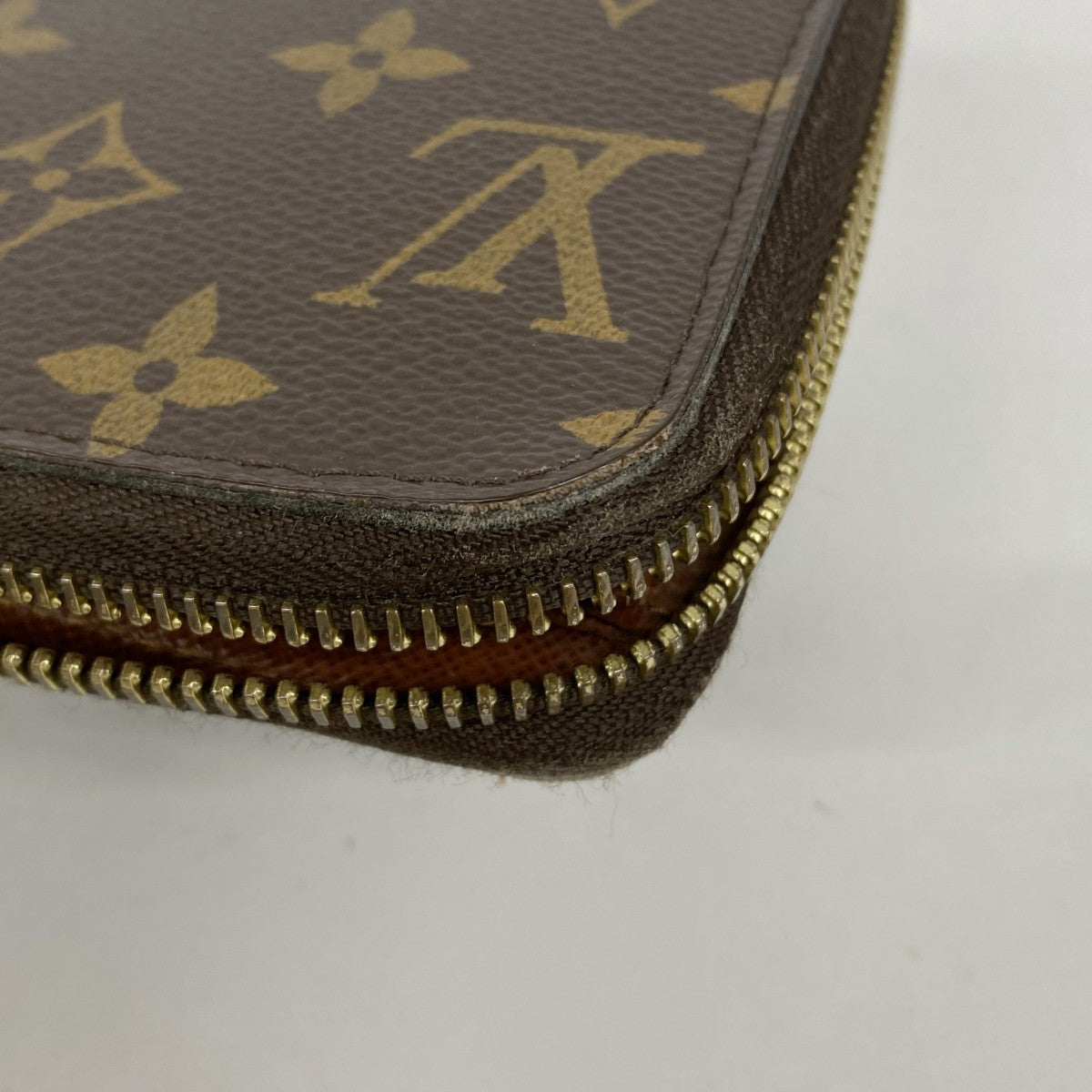 【6gc2599】ルイヴィトン 長財布 モノグラム ジッピーウォレット M60017 ブラウン【中古】レディース