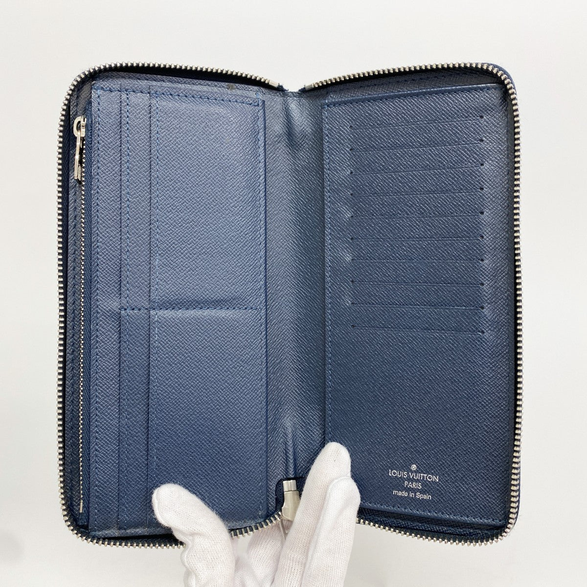 【6gc2608】ルイヴィトン 長財布 タイガ ジッピーウォレットヴェルティカル M32837 オセアン【中古】メンズ