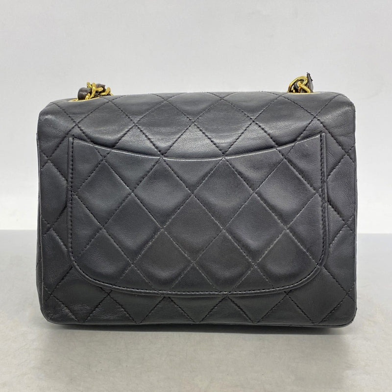 【6gc2641】シャネル ショルダーバッグ ミニマトラッセ チェーンショルダー ラムスキン ブラック ゴールド金具【中古】レディース