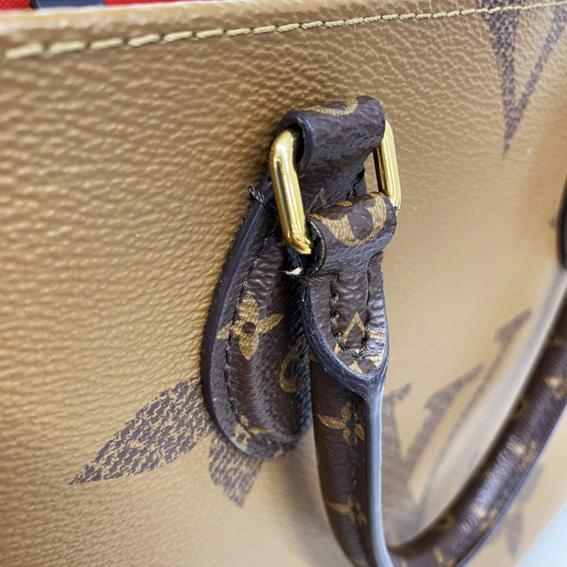 【6gc2647】ルイヴィトン トートバッグ モノグラム・ジャイアントリバース オンザゴーMM M45321 ブラウン【中古】レディース