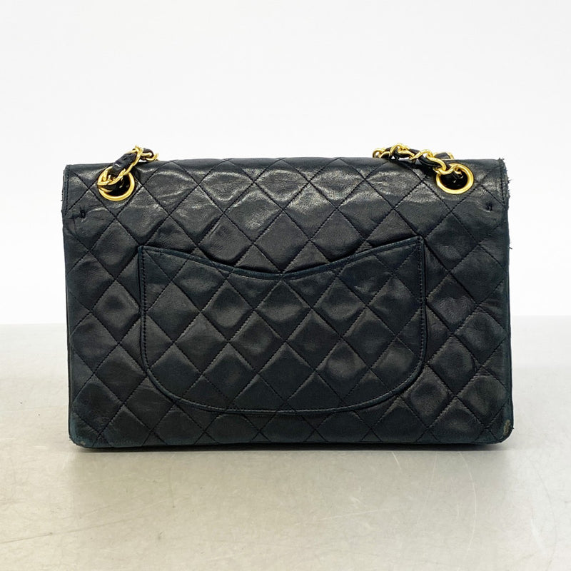 【6gc2661】シャネル ショルダーバッグ マトラッセ Wフラップ Wチェーン ラムスキン ブラック ゴールド金具【中古】レディース