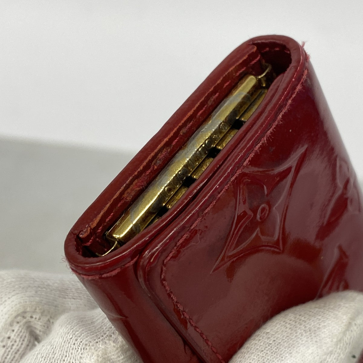 【6gc2669】ルイヴィトン キーケース ヴェルニ ミュルティクレ4 M91976 ポムダムール【中古】レディース