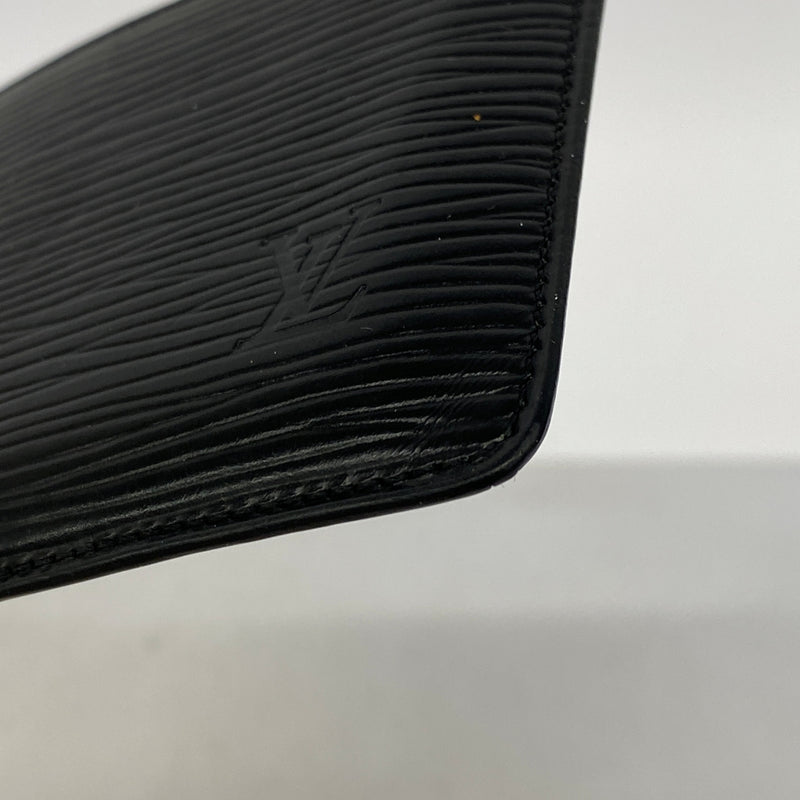 【6gc2670】ルイヴィトン カードケース エピ ポルトカルトヴィジットドゥポッシュ M56592 ノワール【中古】メンズ レディース ユニセックス
