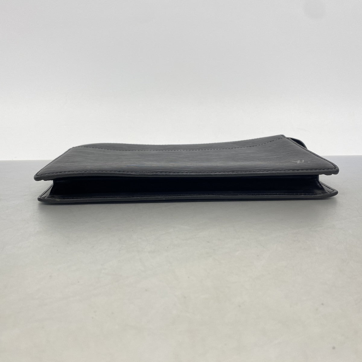 【6gc2688】ルイヴィトン クラッチバッグ エピ ポシェットオム M52522 ノワール【中古】メンズ