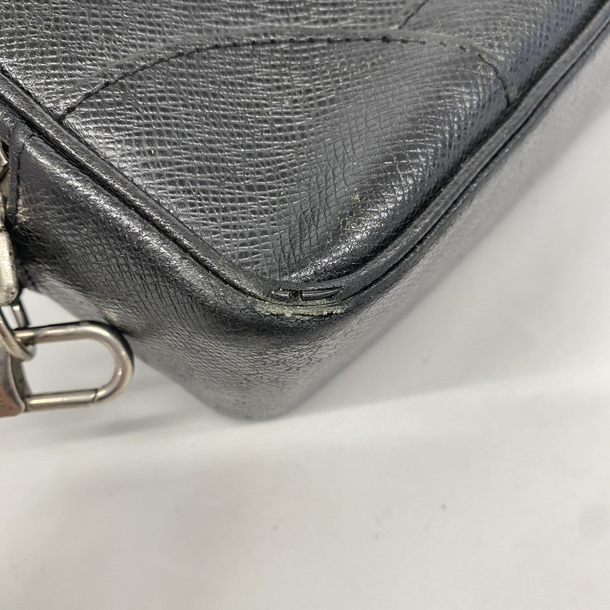 【6gc2714】ルイヴィトン クラッチバッグ タイガ パヴェル M31142 アルドワーズ【中古】メンズ