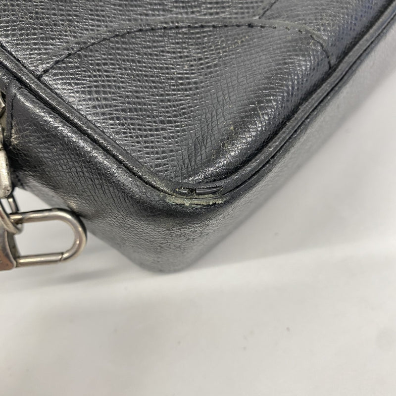 【6gc2714】ルイヴィトン クラッチバッグ タイガ パヴェル M31142 アルドワーズ【中古】メンズ