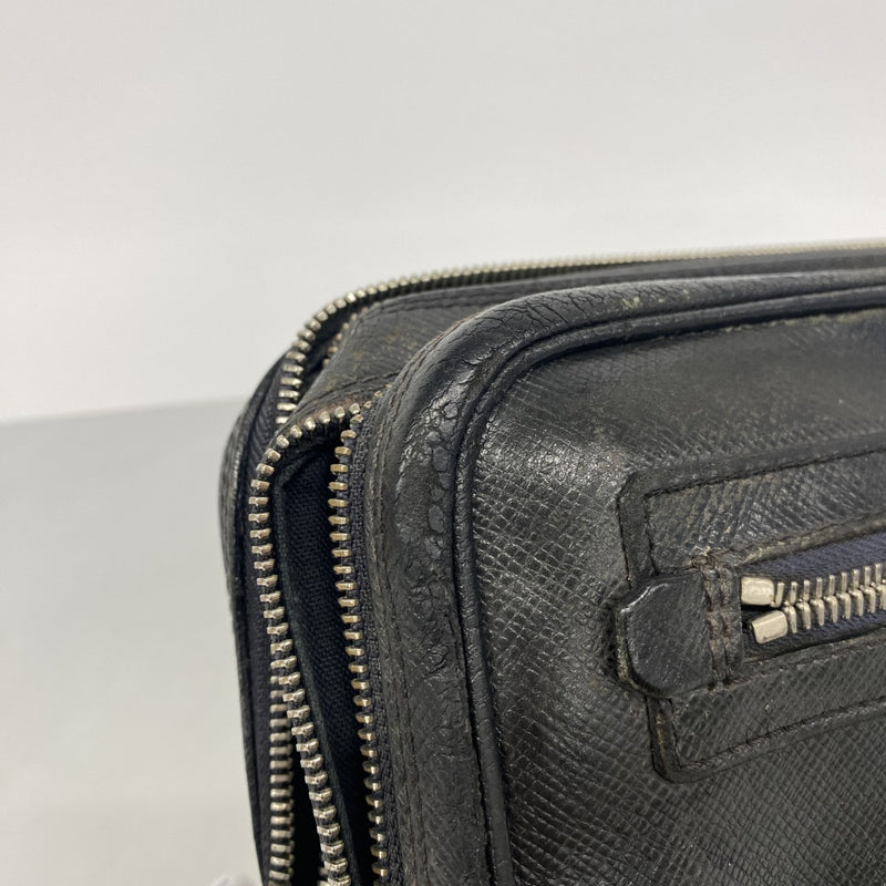 【6gc2714】ルイヴィトン クラッチバッグ タイガ パヴェル M31142 アルドワーズ【中古】メンズ