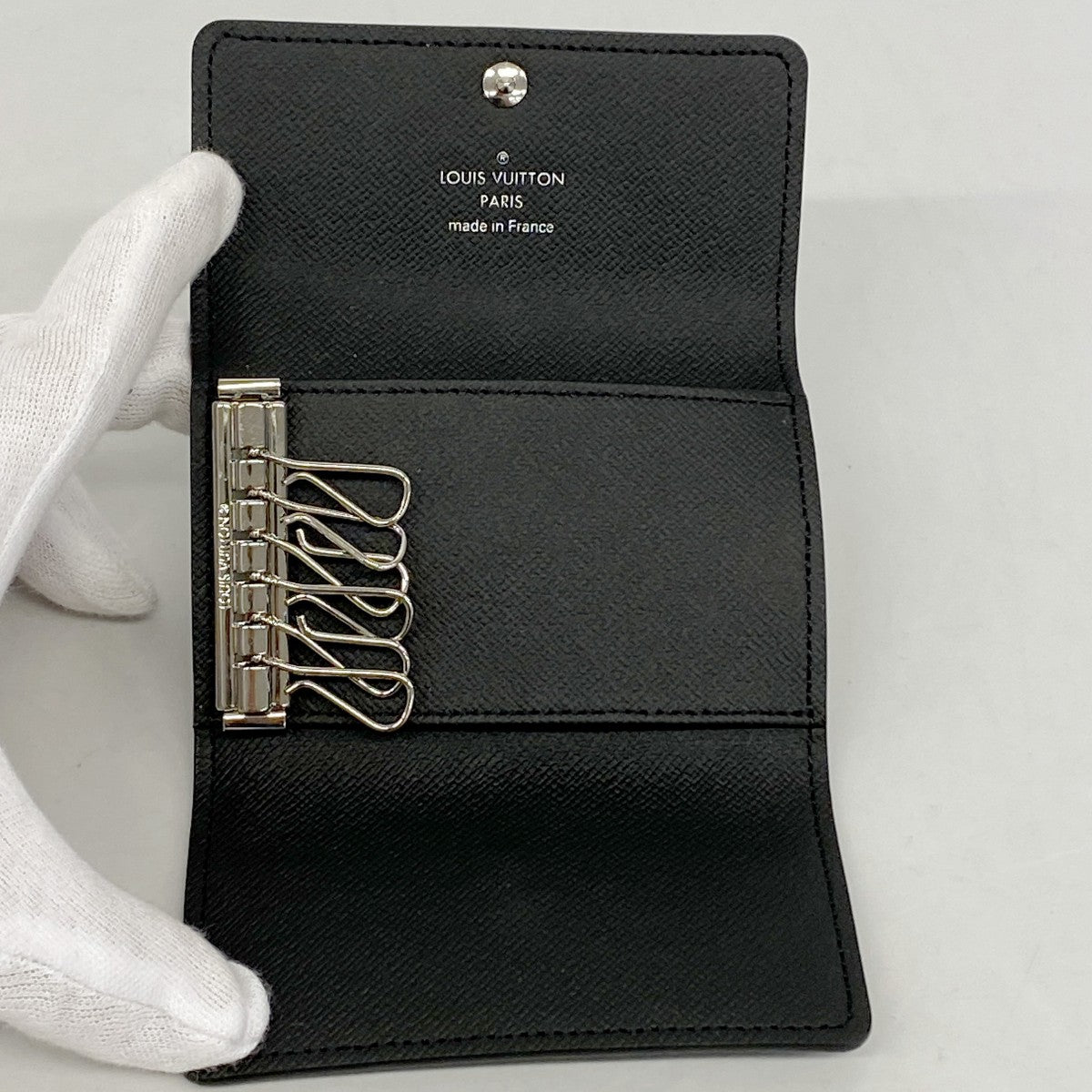 【6gc2728】ルイヴィトン キーケース ダミエ・グラフィット ミュルティクレ6 N62662 ブラック【中古】メンズ