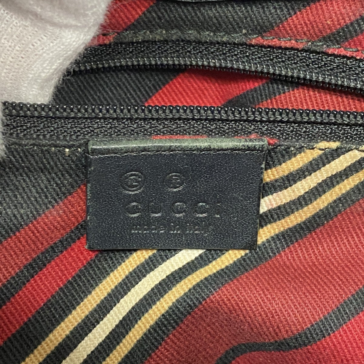 【6gc2741】グッチ ショルダーバッグ グッチシマ 257265 キャンバス レザー ブラック シャンパンゴールド金具【中古】レディース