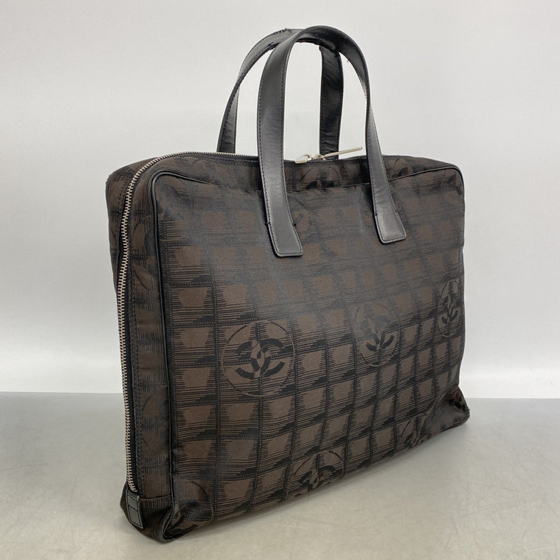 【6gc2742】シャネル ハンドバッグ ニュートラベル ナイロン ブラウン ブラック シルバー金具【中古】レディース