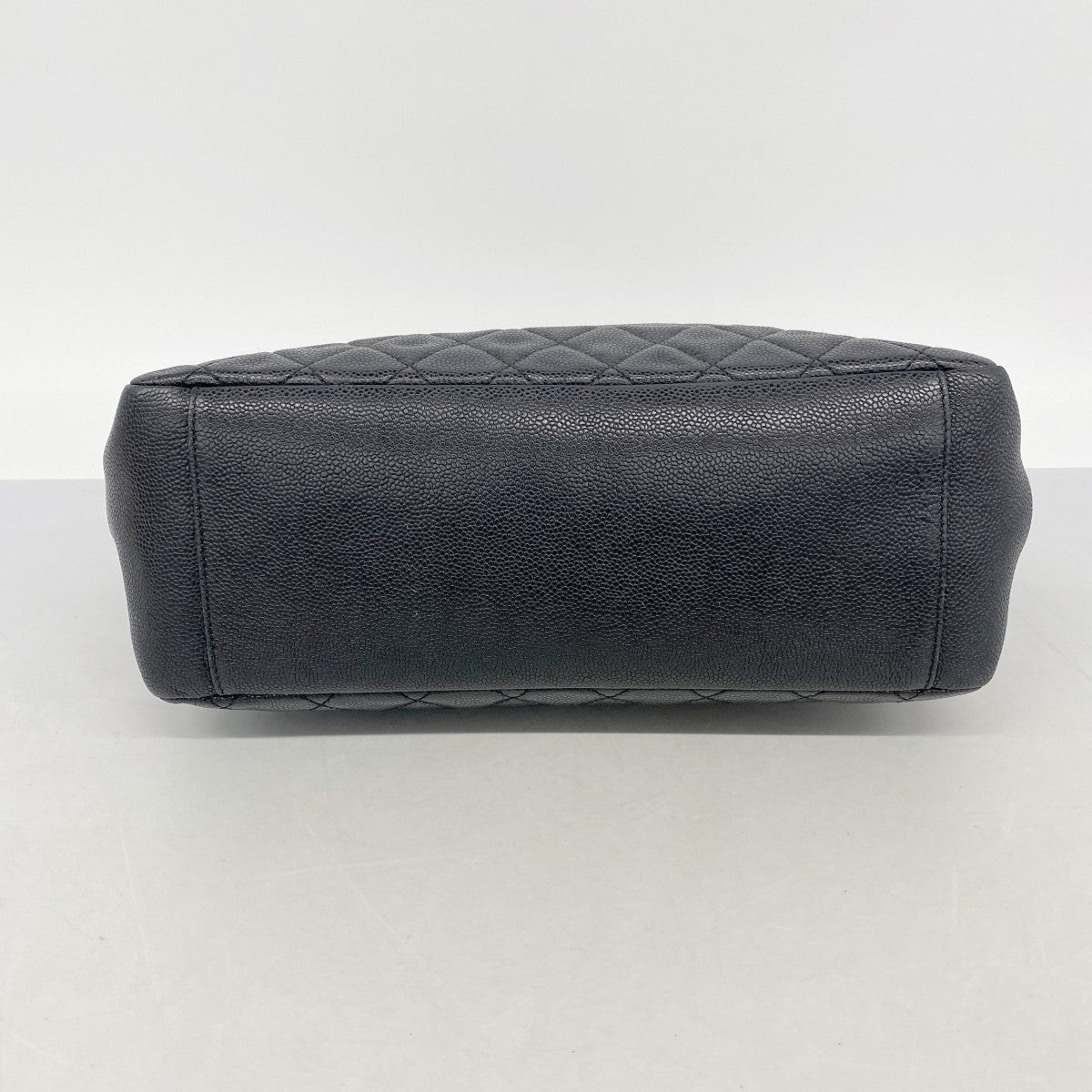 【6gc2767-h】シャネル チェーントート マトラッセ キャビアスキン ブラック ゴールド金具【中古】レディース