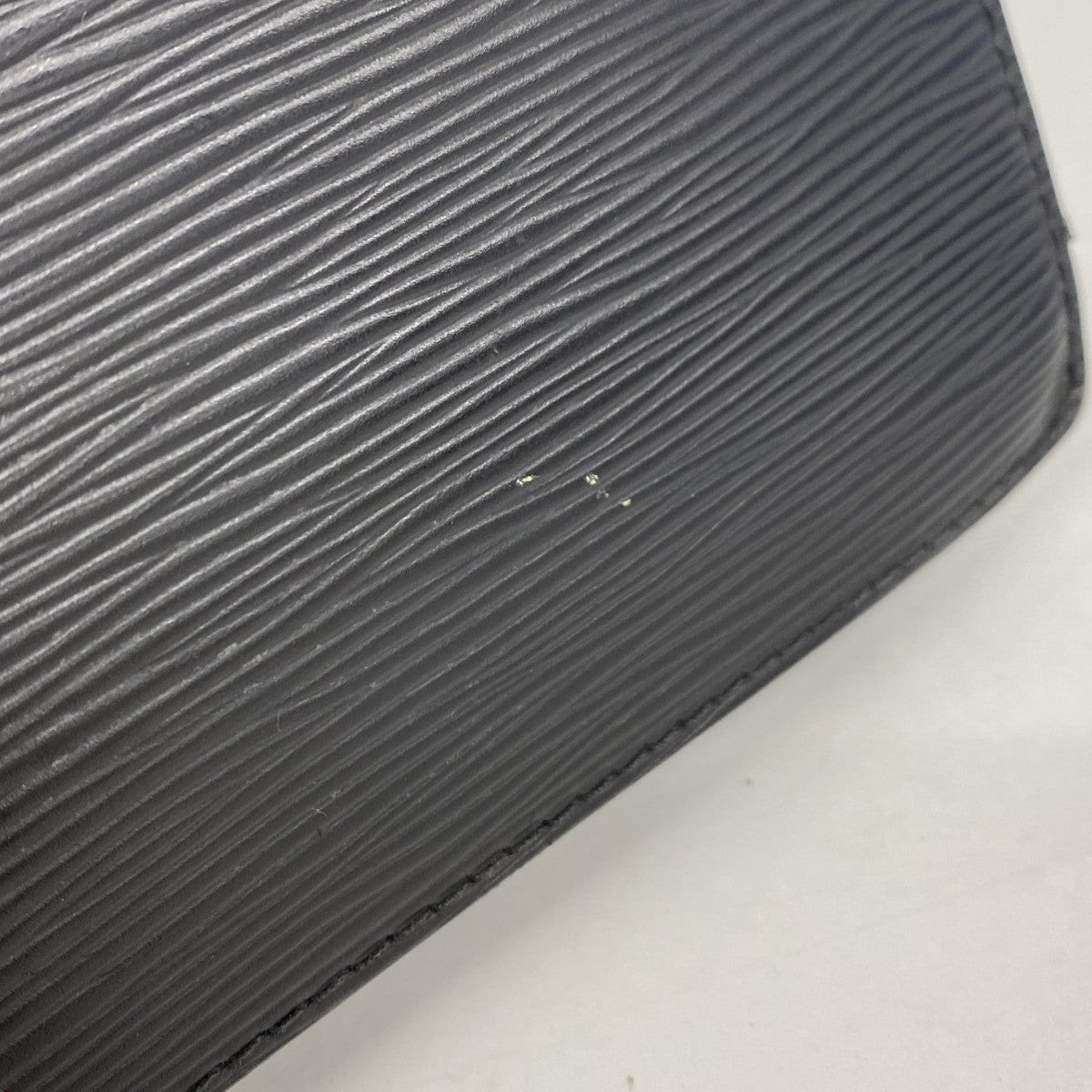 【6gc2776】ルイヴィトン クラッチバッグ エピ ポシェットオム M52522 ノワール【中古】メンズ