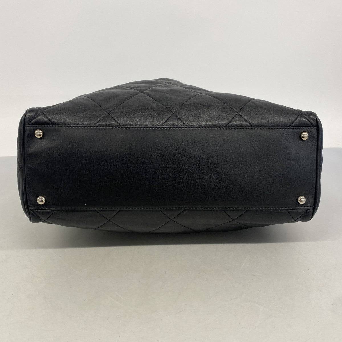 【6gc2806-k】シャネル トートバッグ マトラッセ レザー ブラック シルバー金具【中古】レディース