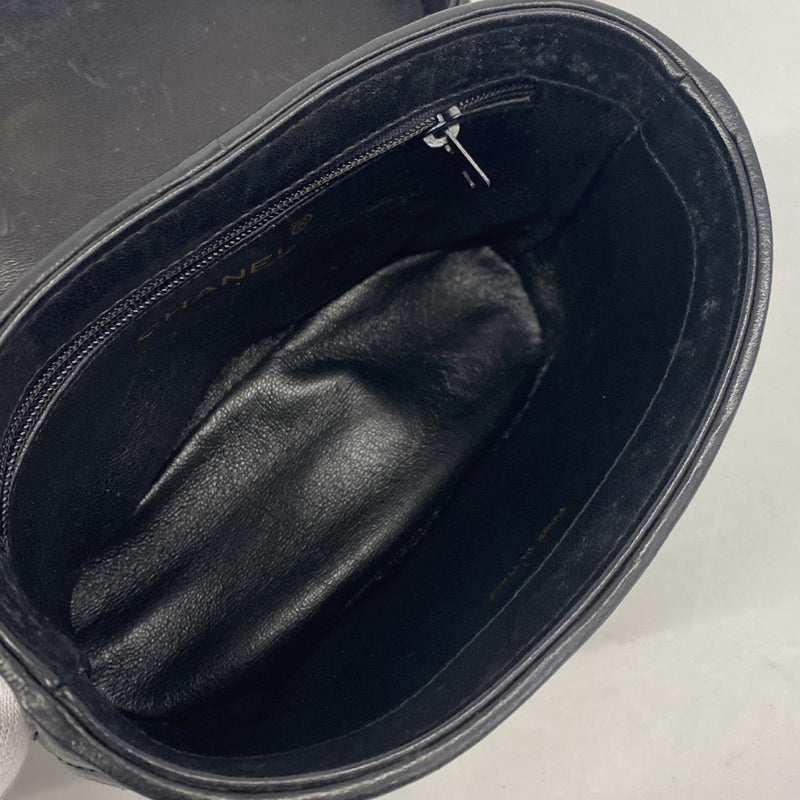 【6gc2807-k】シャネル ショルダーバッグ マトラッセ フリンジ付きチェーンショルダー ラムスキン ブラック ゴールド金具【中古】レディース
