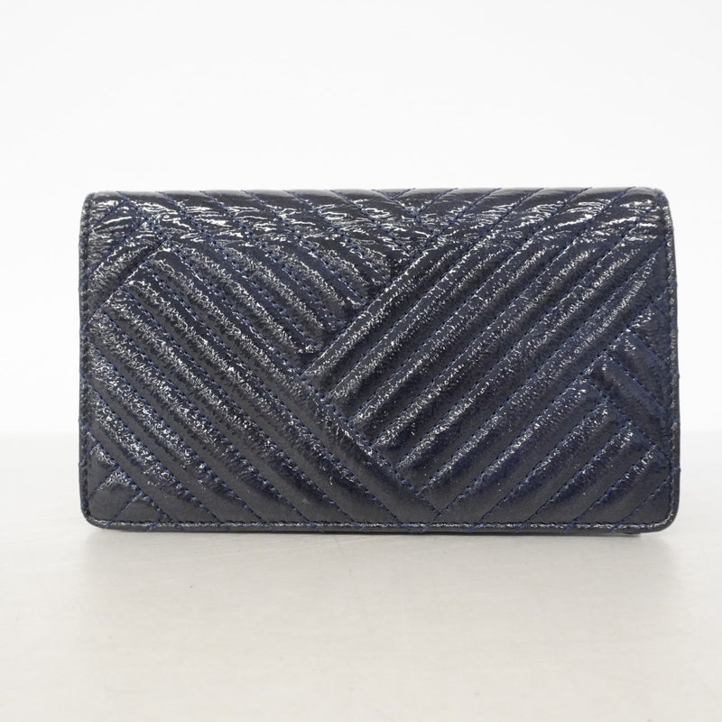 【6gc2850-k】シャネル 長財布 Vステッチ パテントレザー ネイビー シルバー金具【中古】レディース