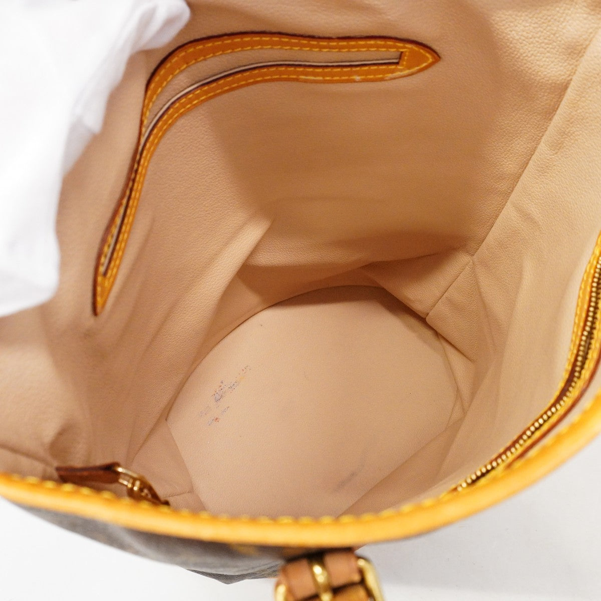 【6gc2876】ルイヴィトン トートバッグ モノグラム バケットGM M42236 ブラウン【中古】レディース