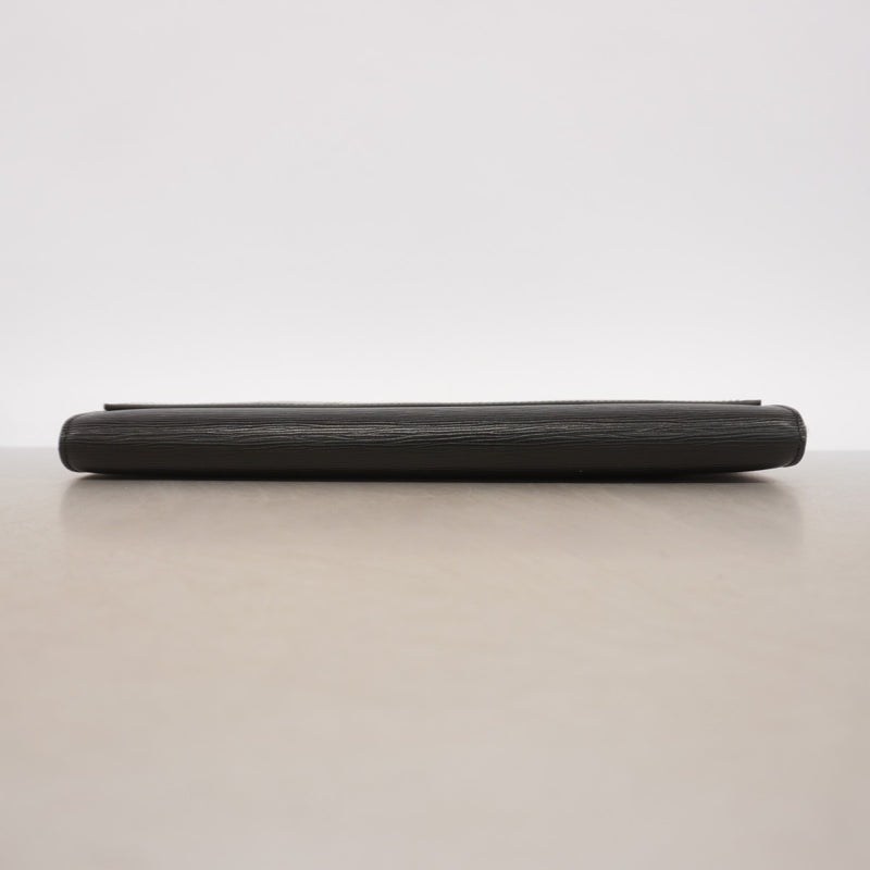 【6gc2970】ルイヴィトン クラッチバッグ エピ アンヴェロップアンベロップ M52582 ノワール【中古】メンズ レディース ユニセックス