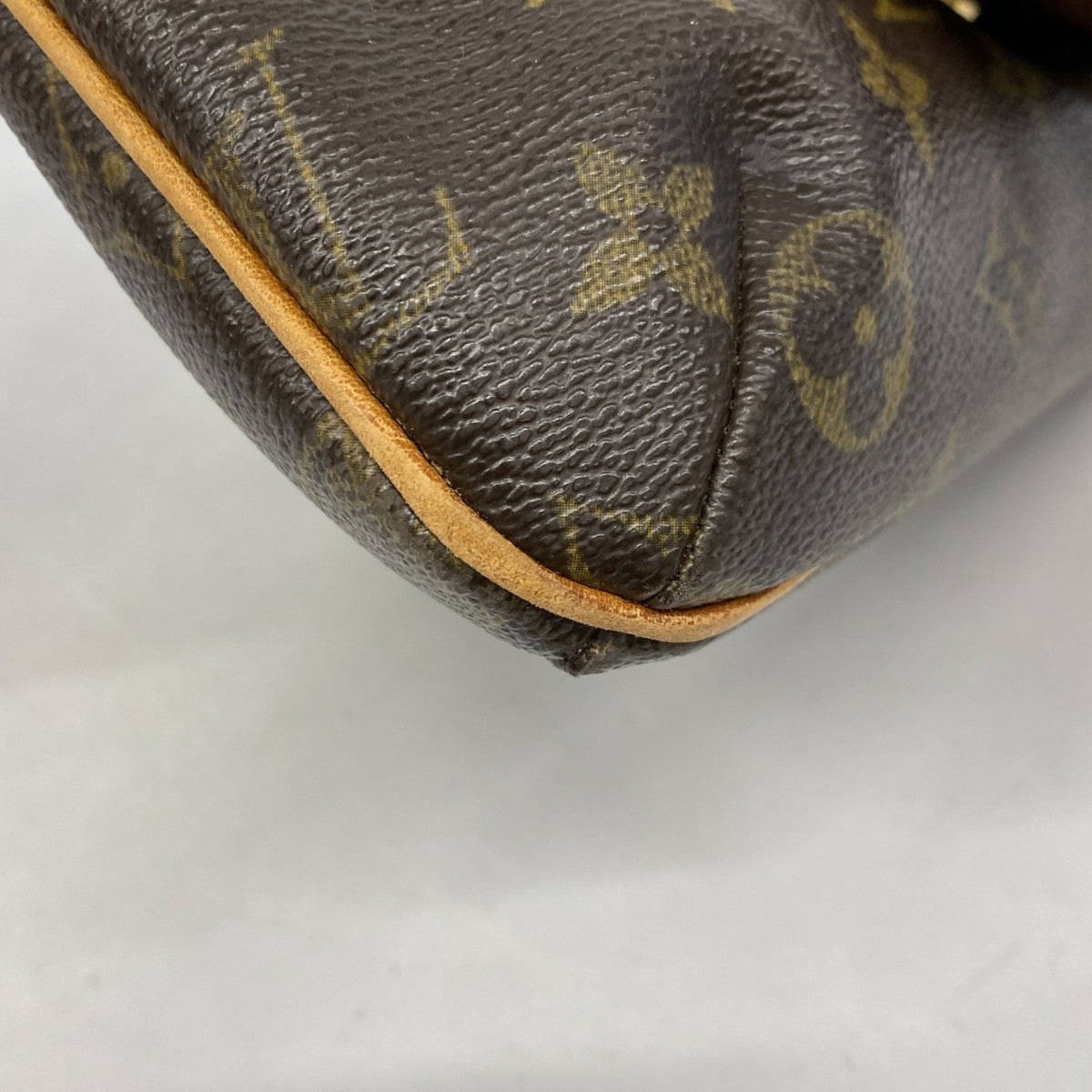 【6gc2981】ルイヴィトン ショルダーバッグ モノグラム ミュゼットサルサロングストラップ M51387 ブラウン【中古】レディース