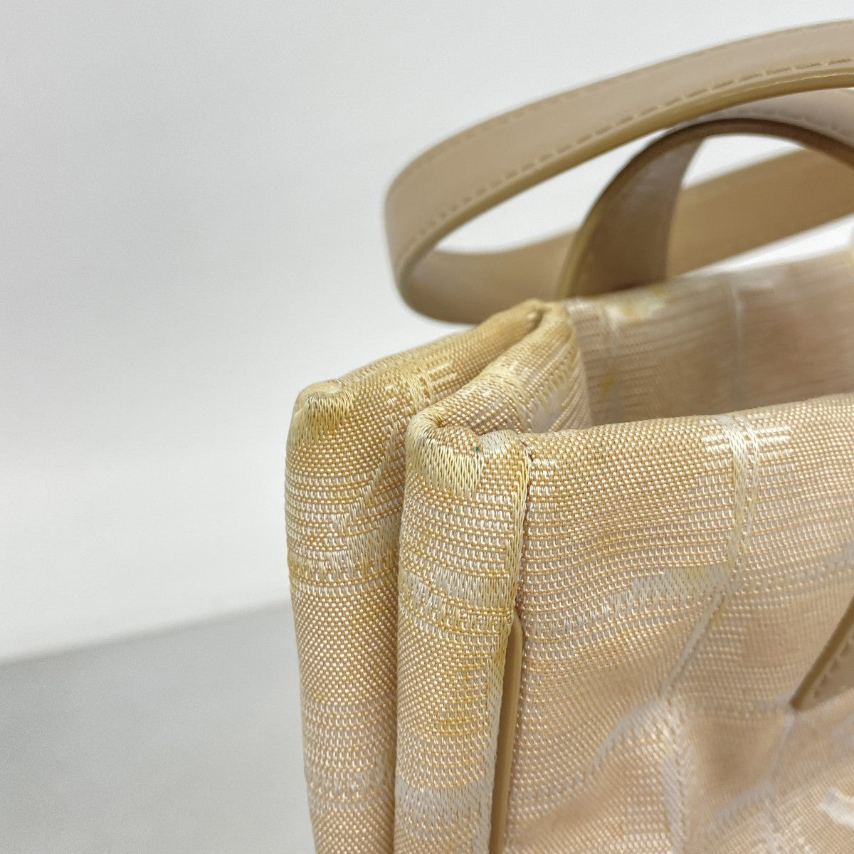 【6gc2986】シャネル トートバッグ ニュートラベル ナイロン ベージュ ゴールド金具【中古】レディース