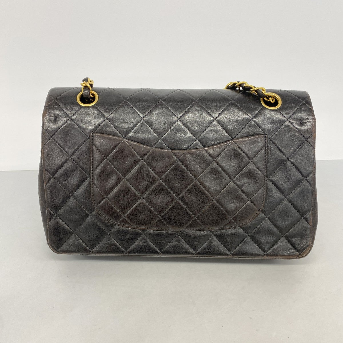 【6gc3065】シャネル ショルダーバッグ マトラッセ Wフラップ Wチェーン ラムスキン ブラック ゴールド金具【中古】レディース