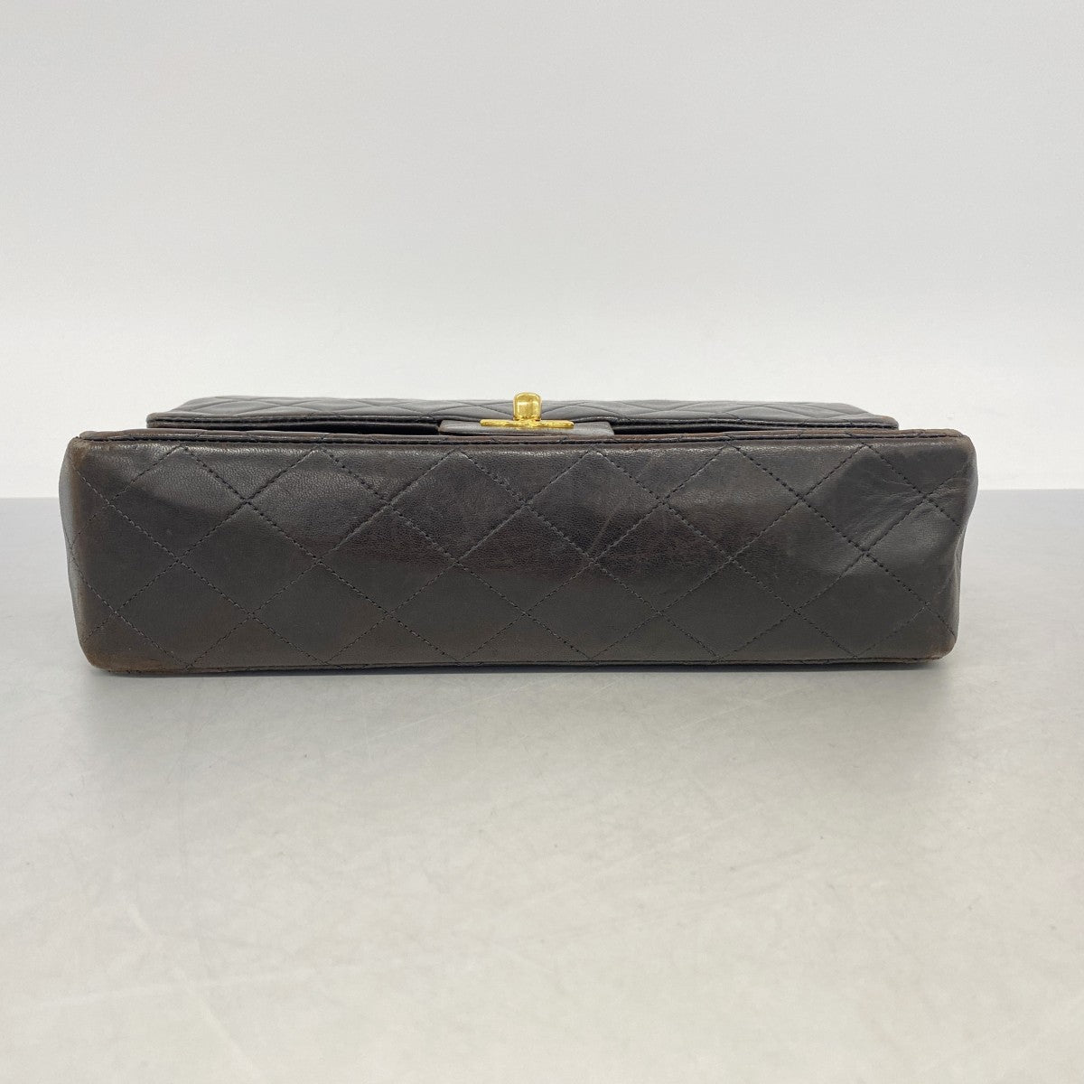 【6gc3065】シャネル ショルダーバッグ マトラッセ Wフラップ Wチェーン ラムスキン ブラック ゴールド金具【中古】レディース