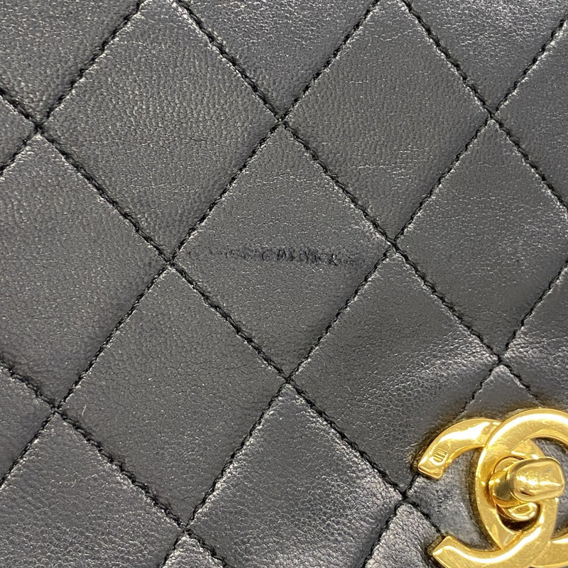 【6gc3077-k】シャネル ショルダーバッグ マトラッセ チェーンショルダー ラムスキン ブラック ゴールド金具【中古】レディース