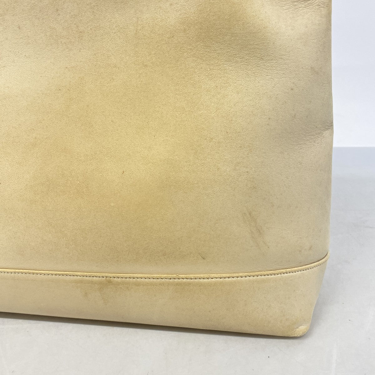 【6gc3099-k】シャネル ショルダーバッグ チェーンショルダー レザー ベージュ ゴールド金具【中古】レディース