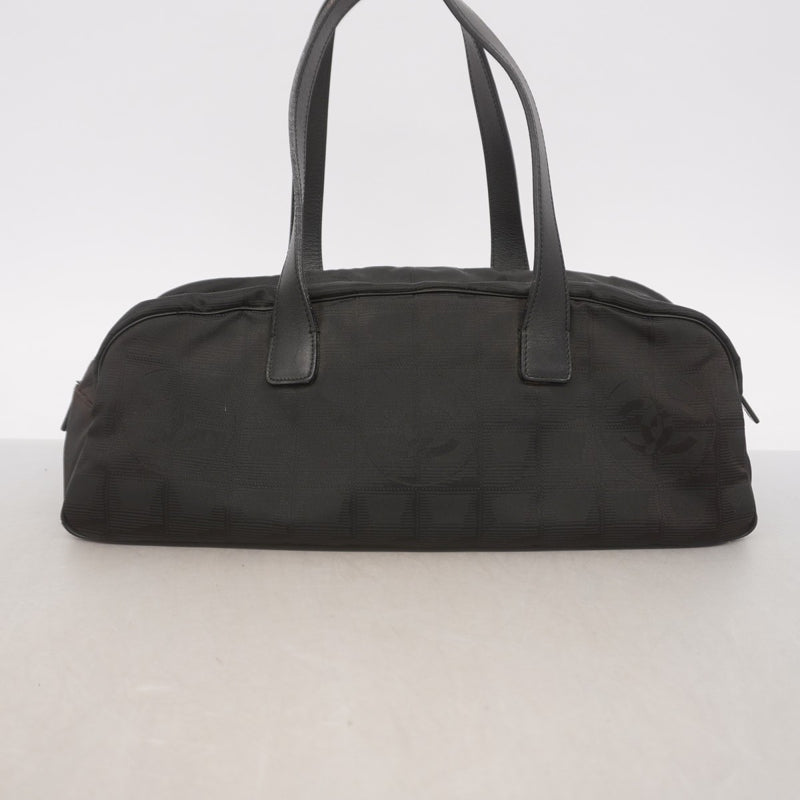 【6gc3121-k】シャネル ハンドバッグ ニュートラベル ナイロン ブラック シルバー金具【中古】レディース