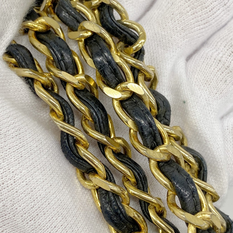 【6gc3157】シャネル ショルダーバッグ マトラッセ フリンジ付きチェーンショルダー ラムスキン ブラック ゴールド金具【中古】レディース