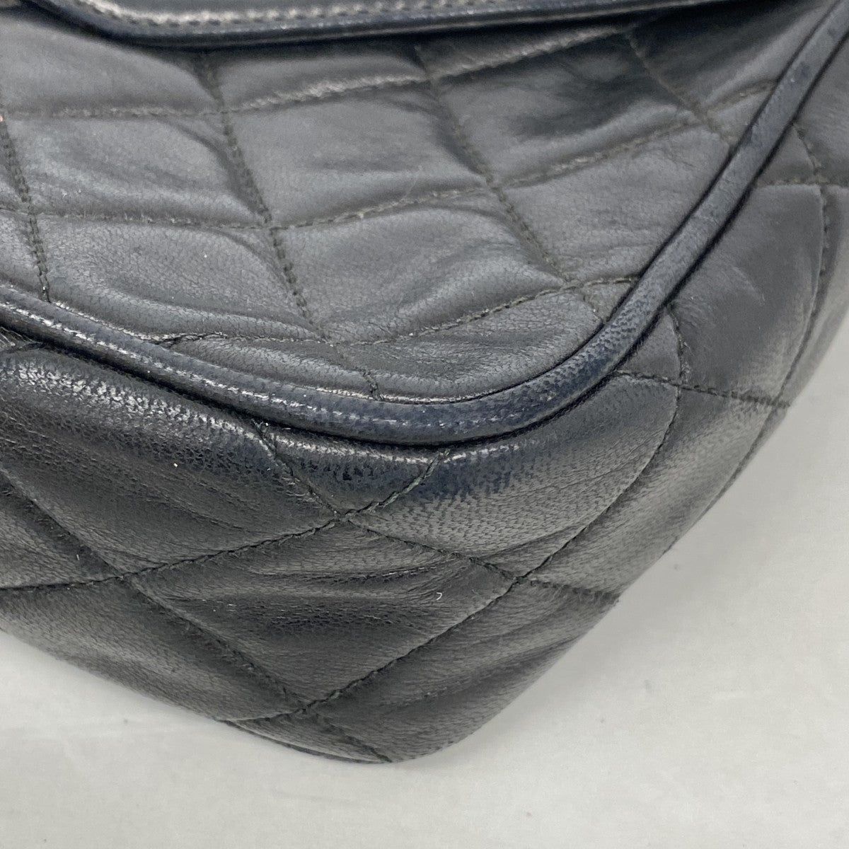 【6gc3157】シャネル ショルダーバッグ マトラッセ フリンジ付きチェーンショルダー ラムスキン ブラック ゴールド金具【中古】レディース