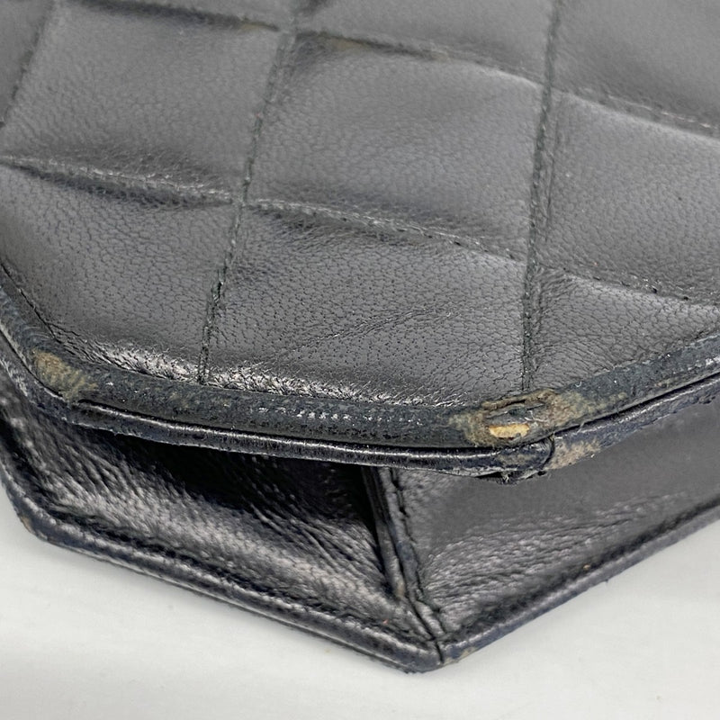 【6gc3158】シャネル ショルダーバッグ マトラッセ チェーンショルダー ラムスキン ブラック ゴールド金具【中古】レディース