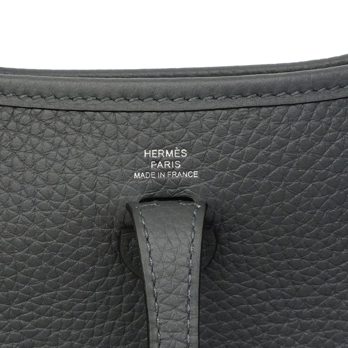 【6gc3180】エルメス ショルダーバッグ エヴリンTPM トリヨンクレマンス カーボン シルバー金具 G刻印【中古】レディース