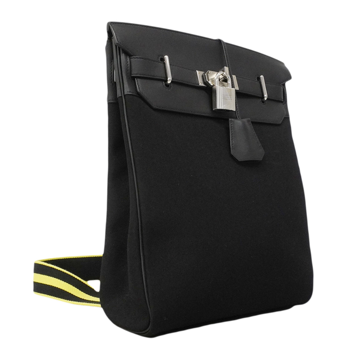 【6gc3186】エルメス ショルダーバッグ アッカドPM トワルオフィシエ スイフト ブラック シルバー金具 W刻印【中古】メンズ