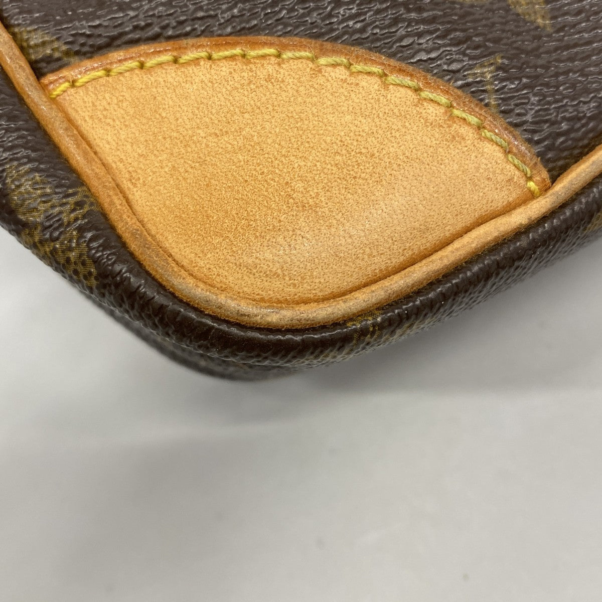 【6gc3195-h】ルイヴィトン ショルダーバッグ モノグラム アマゾン M45236 ブラウン【中古】レディース