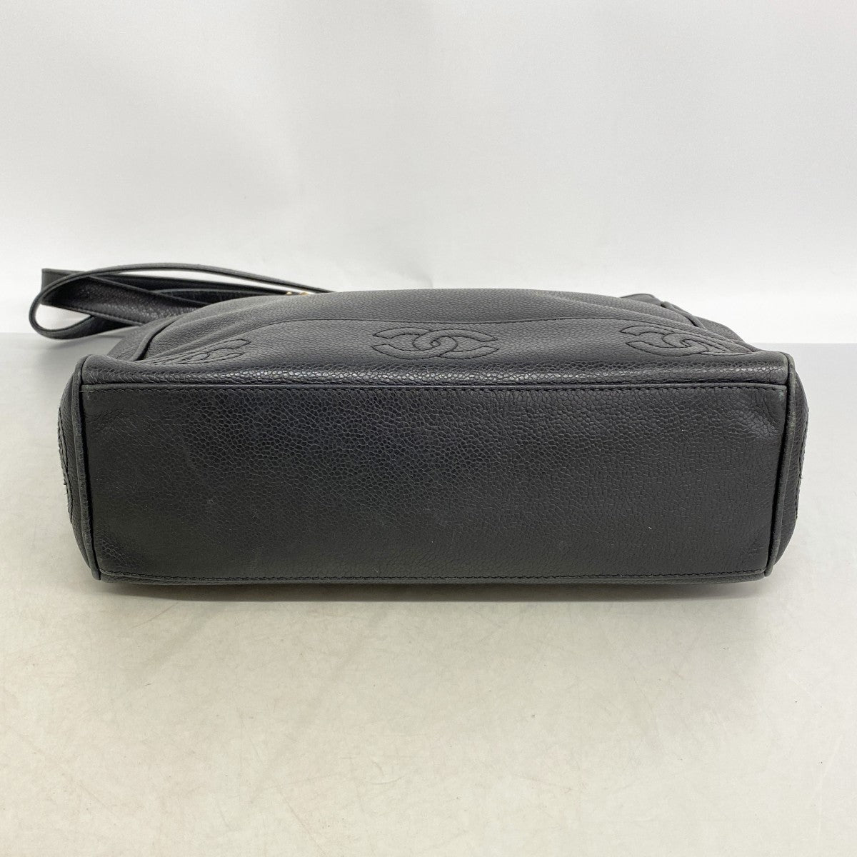 【6gc3220-k】シャネル チェーントート トリプルココ キャビアスキン ブラック ゴールド金具【中古】レディース
