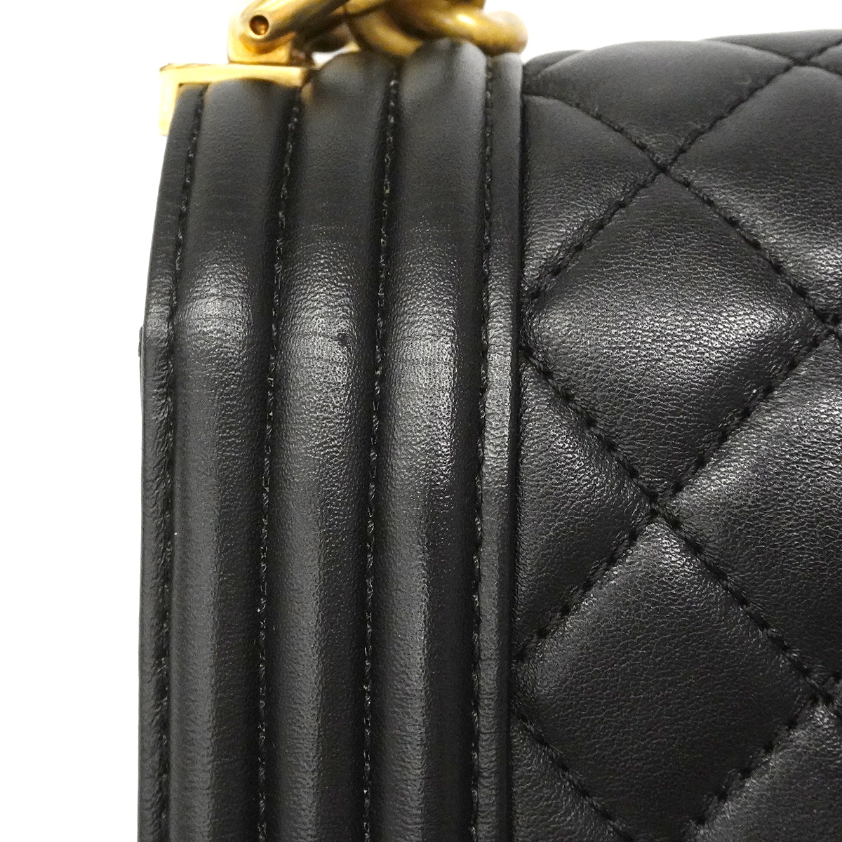 【6gc3229】シャネル ショルダーバッグ ボーイシャネル ラムスキン ブラック ゴールド金具【中古】レディース