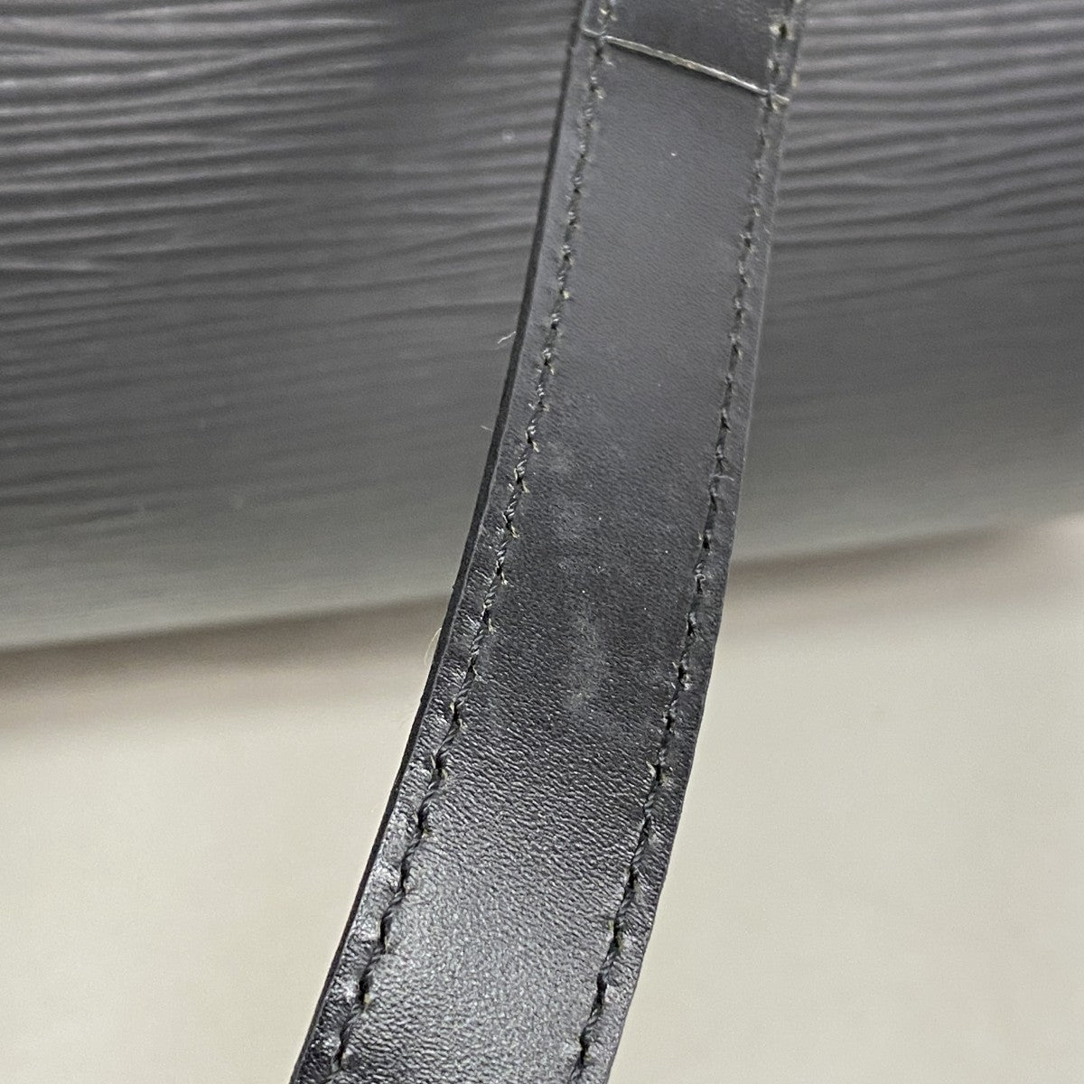 【6gc3237-k】ルイヴィトン ハンドバッグ エピ スフロ M52222 ノワール【中古】レディース