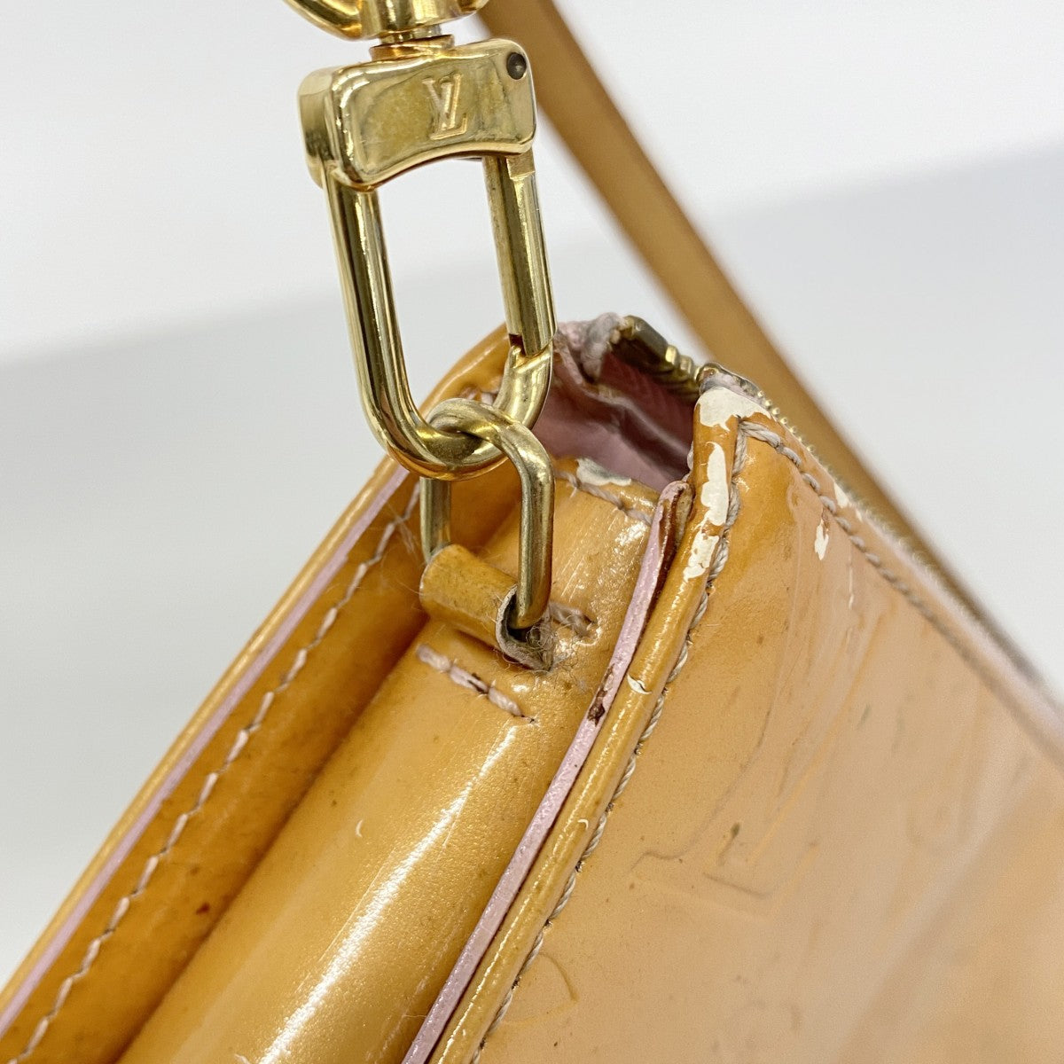 【6gc3250-k】ルイヴィトン ポーチ ヴェルニ レキシントン M91057 マシュマロピンク【中古】レディース