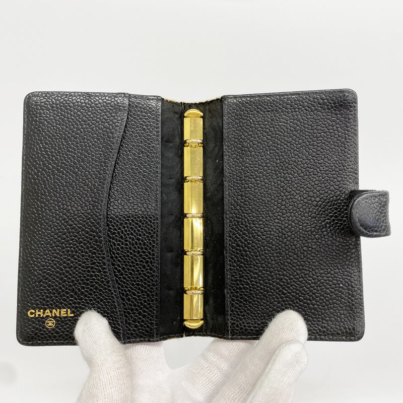 【6gc3313-k】シャネル 手帳カバー キャビアスキン ブラック ゴールド金具【中古】メンズ レディース ユニセックス