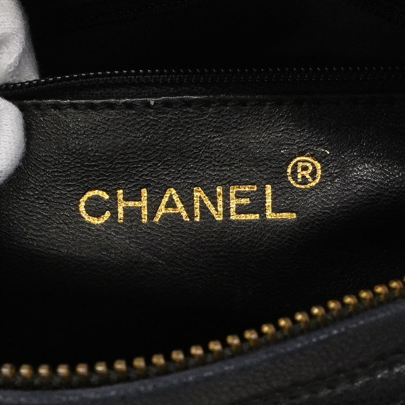 【6gc3318-k】シャネル ショルダーバッグ フリンジ付きチェーンショルダー ラムスキン ブラック ゴールド金具【中古】レディース