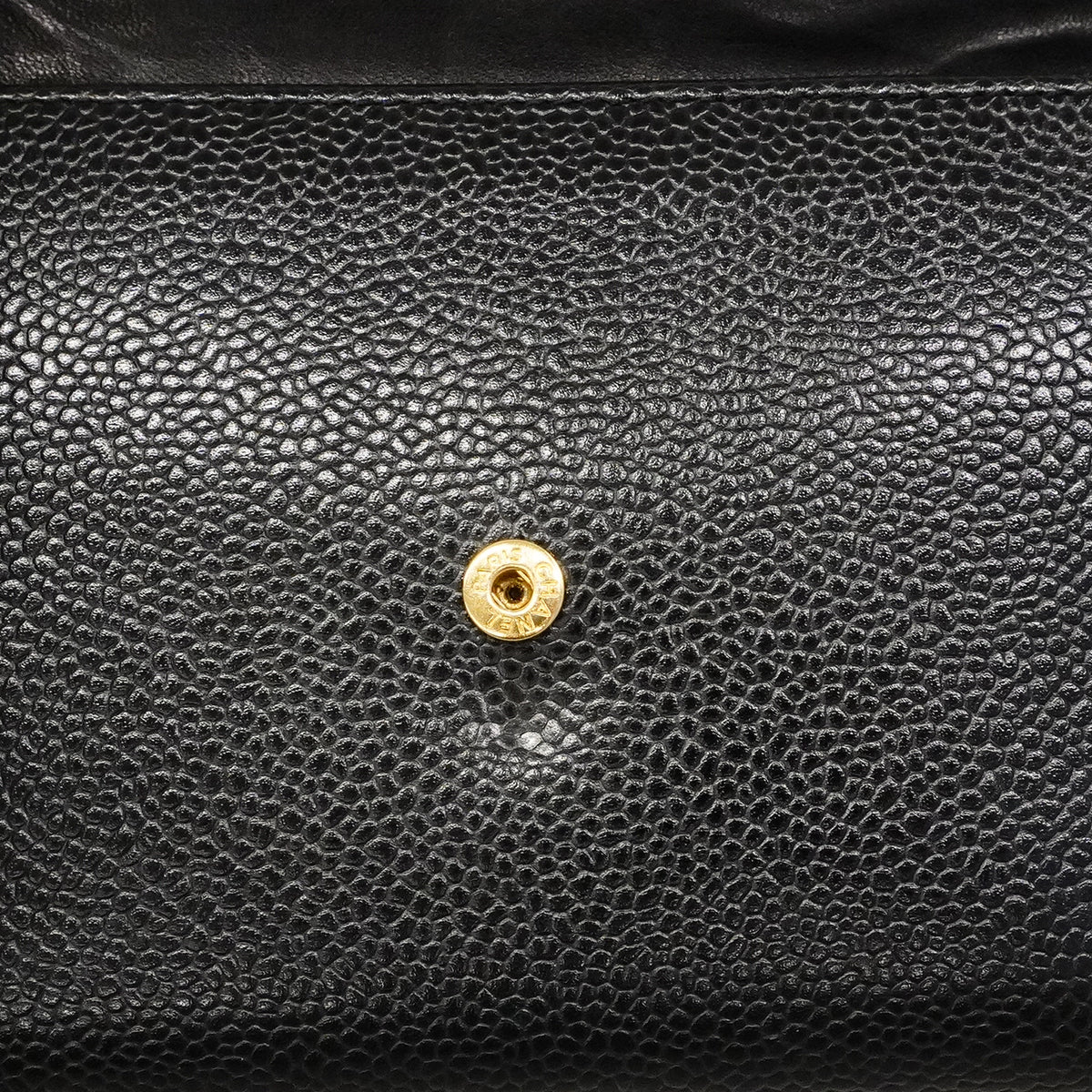 【6gc3320-k】シャネル 三つ折り財布 キャビアスキン ブラック ゴールド金具【中古】レディース
