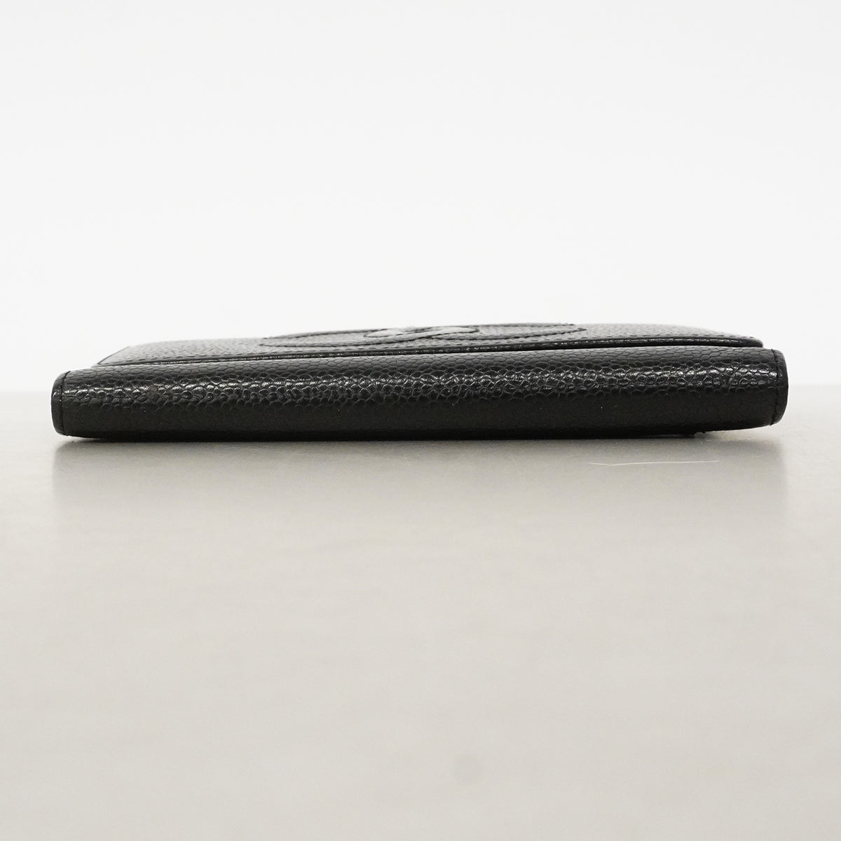 【6gc3320-k】シャネル 三つ折り財布 キャビアスキン ブラック ゴールド金具【中古】レディース