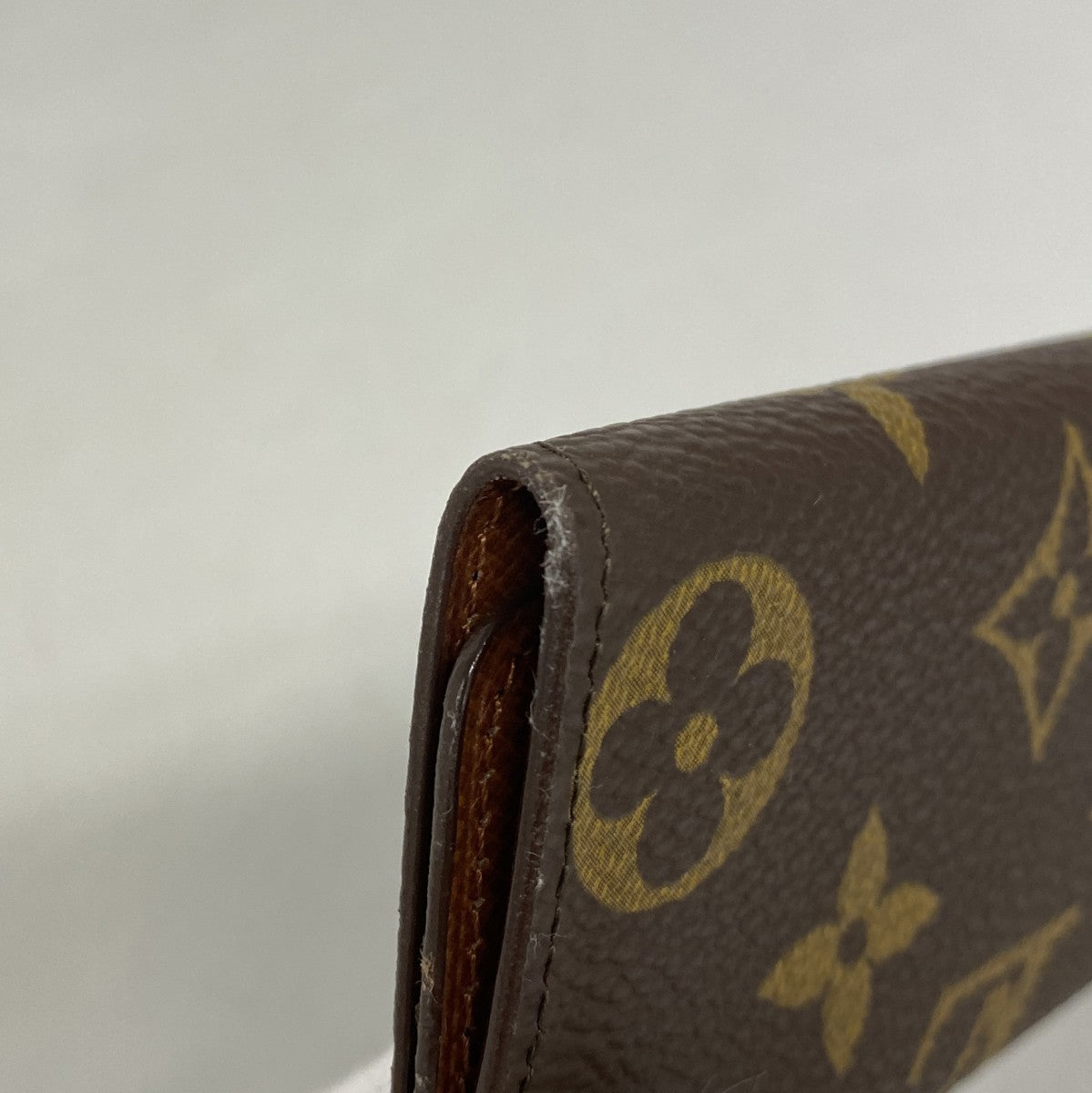 【6gc3345】ルイヴィトン キーケース モノグラム ミュルティクレ4 M69517 ブラウン【中古】メンズ レディース ユニセックス