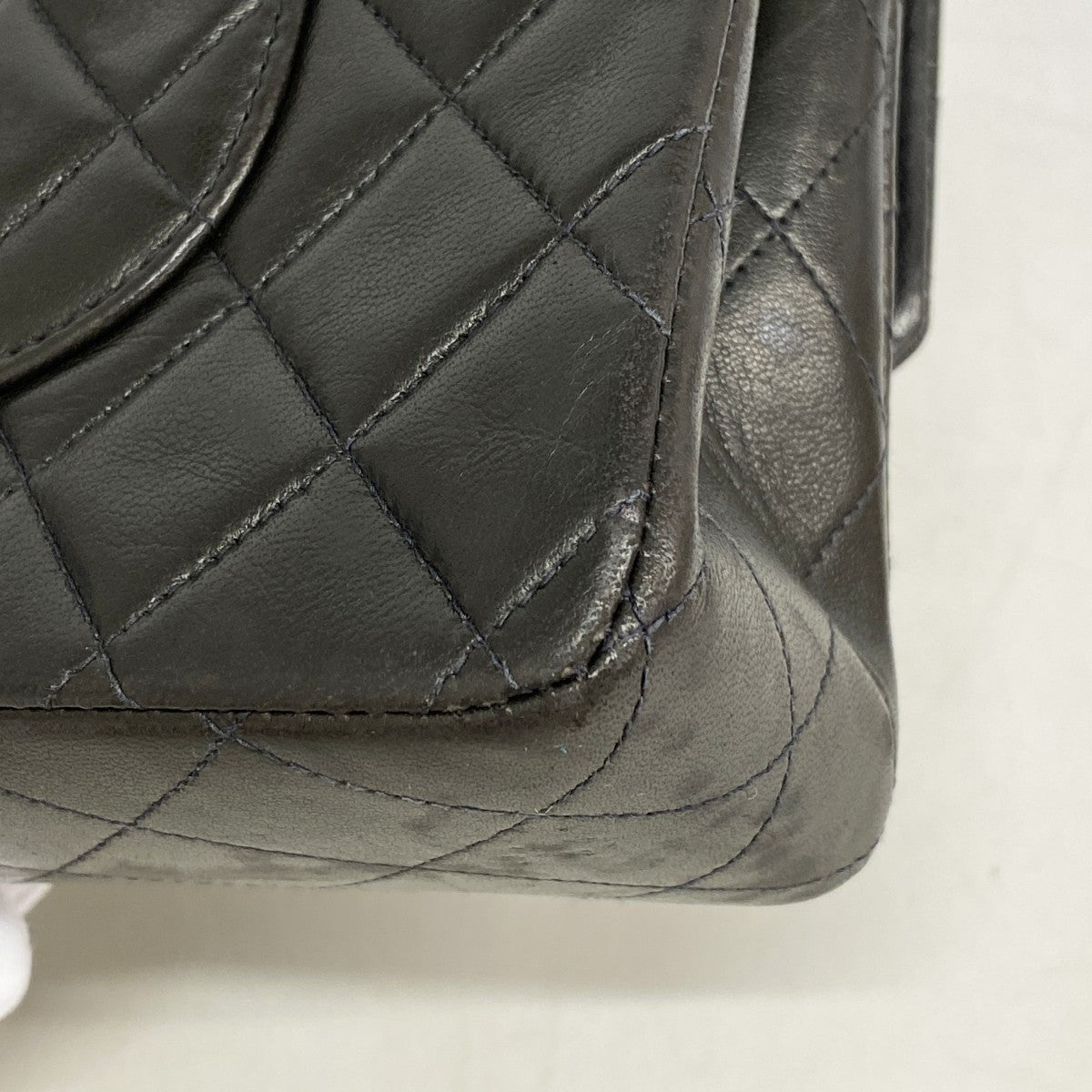 【6gc3356】シャネル ショルダーバッグ マトラッセ Wフラップ Wチェーン ラムスキン ブラック ゴールド金具【中古】レディース