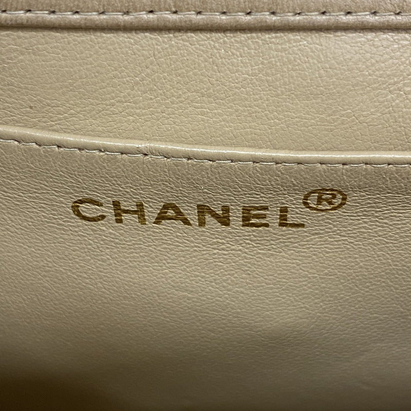 【6gc3364】シャネル ショルダーバッグ チェーンショルダー ラムスキン ベージュ ゴールド金具【中古】レディース