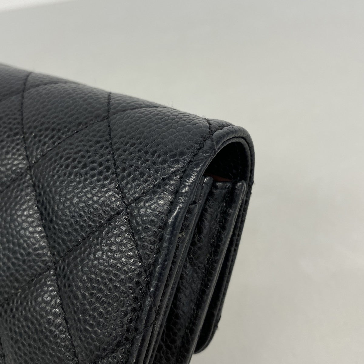 【6gc3391-k】シャネル 長財布 マトラッセ キャビアスキン ブラック ゴールド金具【中古】レディース