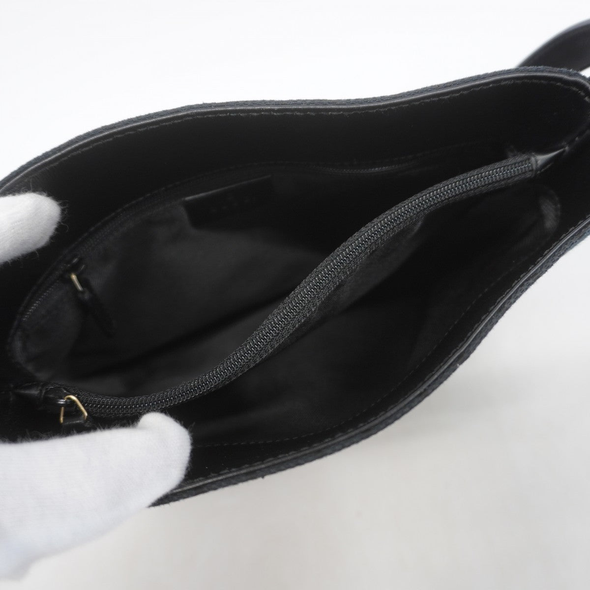 【6gc3424-k】グッチ ショルダーバッグ GGキャンバス 001 4286 キャンバス ブラック シャンパンゴールド金具【中古】レディース