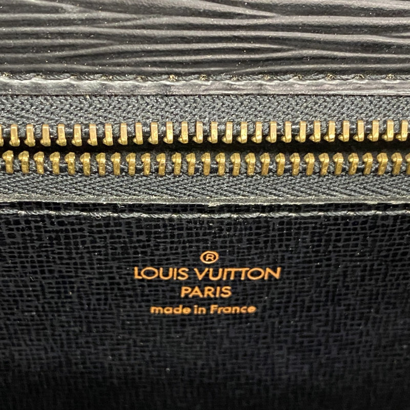 【6gc3490】ルイヴィトン ショルダーバッグ エピ サンクルー M52192 ノワール【中古】レディース