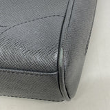 【6gc3520-k】ルイヴィトン ショルダーバッグ タイガ ルカ M31192 アルドワーズ【中古】メンズ